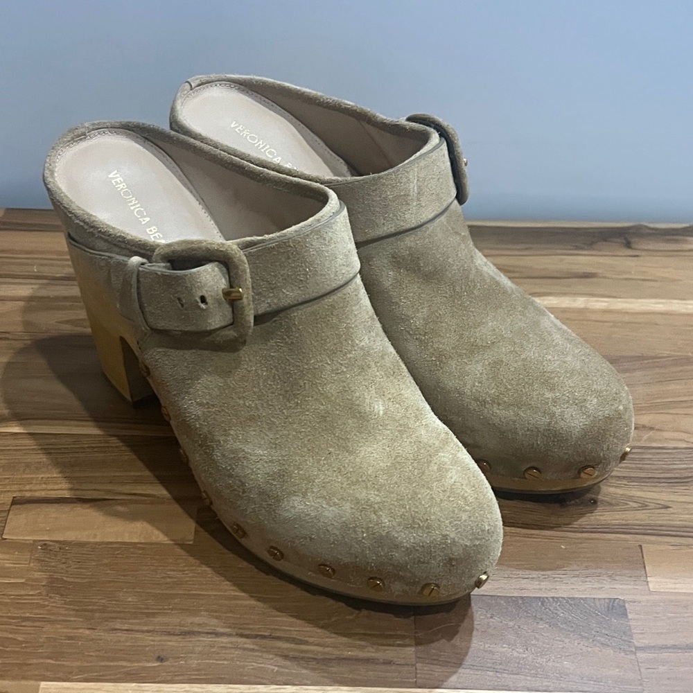 Veronica Beard Mules size 10